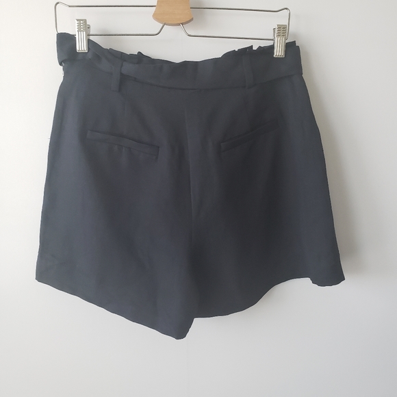 Nordstrom signature paperbag Waist shorts - Picture 2 of 5